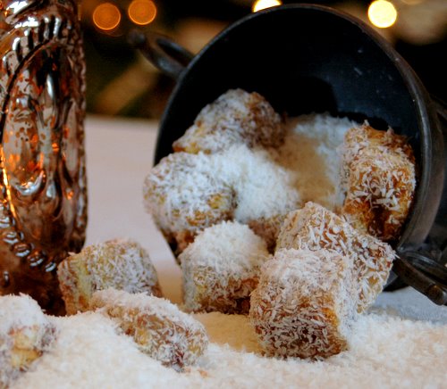 datecoconutsquares2-20-2008-3-33-42-pm-12-20-2008-3-33-42-pm