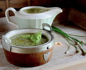 Nettle soup with petit pois pesto 05-06-2013 16-37-45 3420x2765