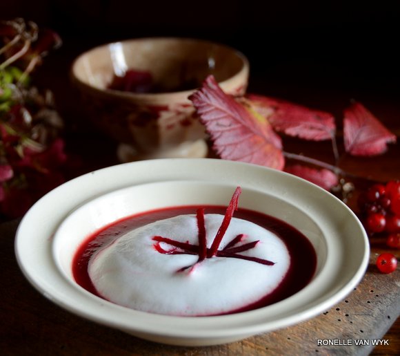 Ronelle's food-beetroot cappuccino