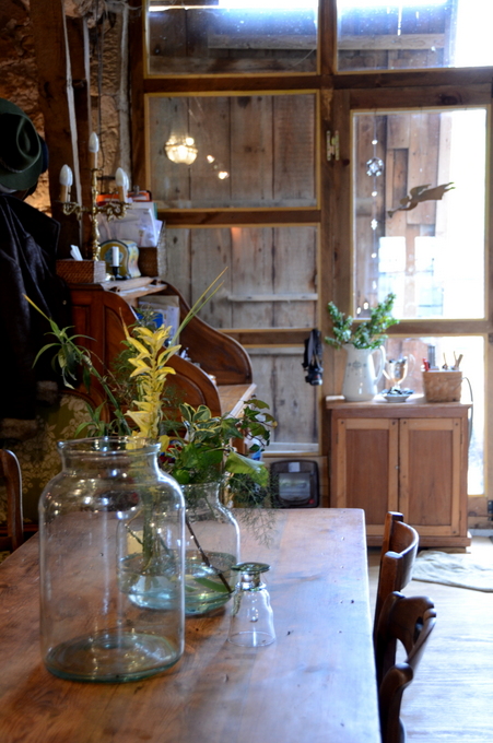 Living in the barn 2016-010